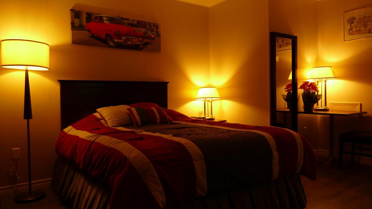 The White Horse Motel Cornwall Zewnętrze zdjęcie